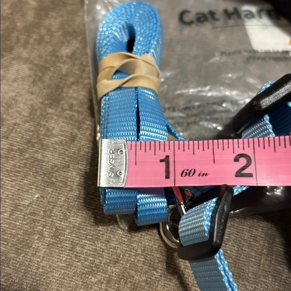 Rabbitgoo blue & black cat harness & leash, size medium, NIB.